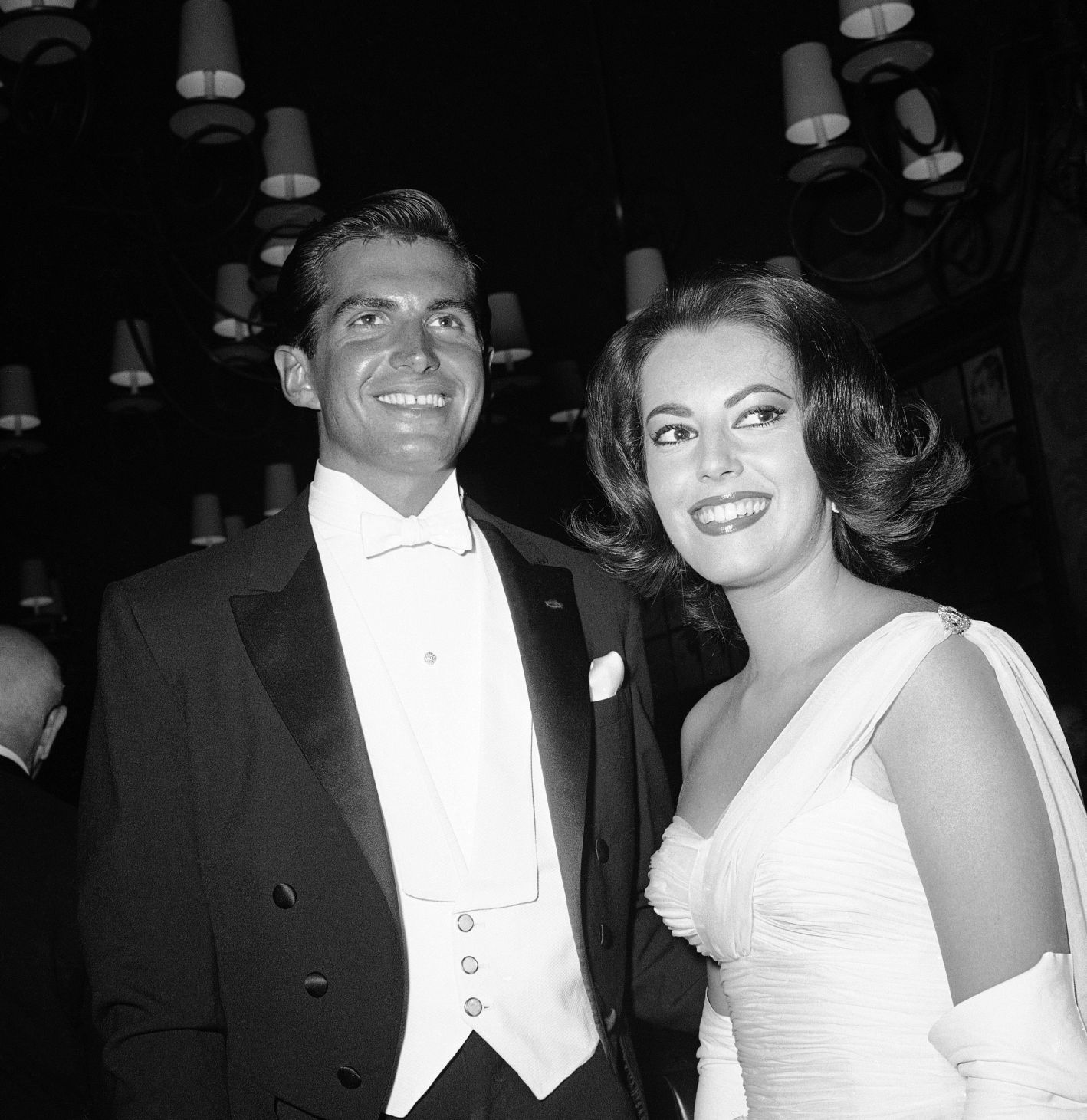 George Hamilton, Susan Kohner